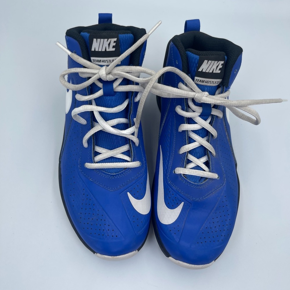 Nike Team Hustle D7 Basketball Shoes Youth Boys Size 6.5Y Blue White Swoosh